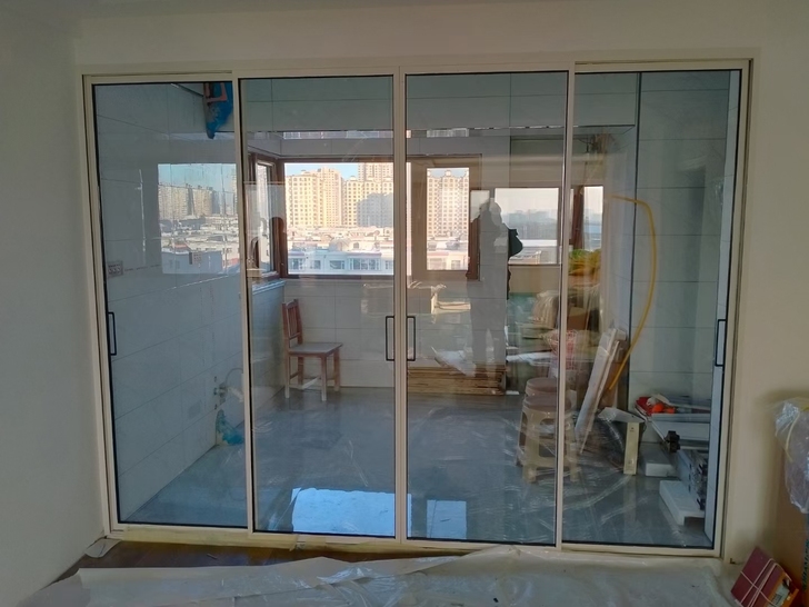 品名：极简推拉门