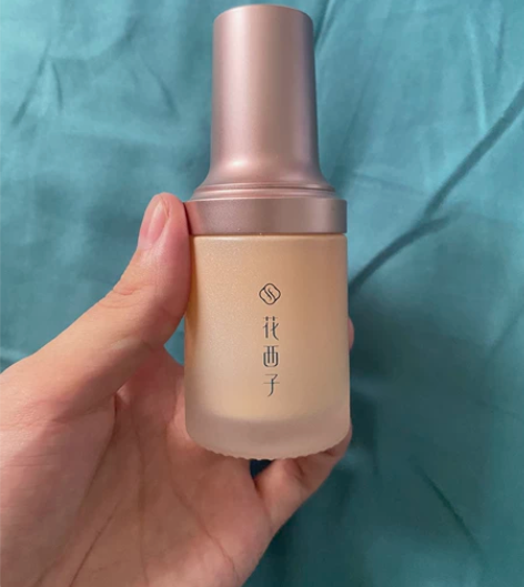 老公送的粉底，花西子，不适合我的肤质，只用...