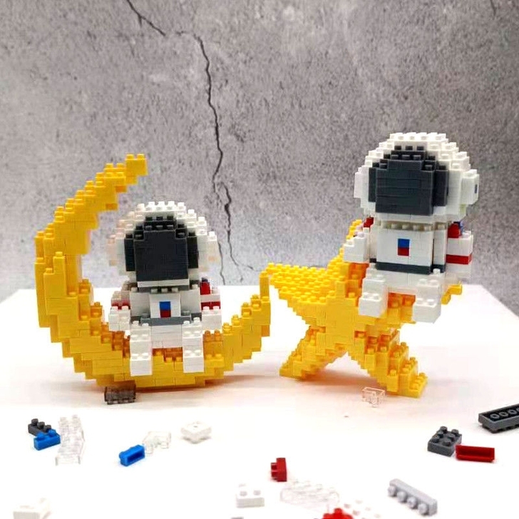 宇航员乐高 星星款月亮款19两个全新未拆封...