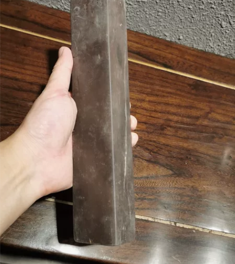 端石镇尺一个，四大名石之一，长度30厘米左...
