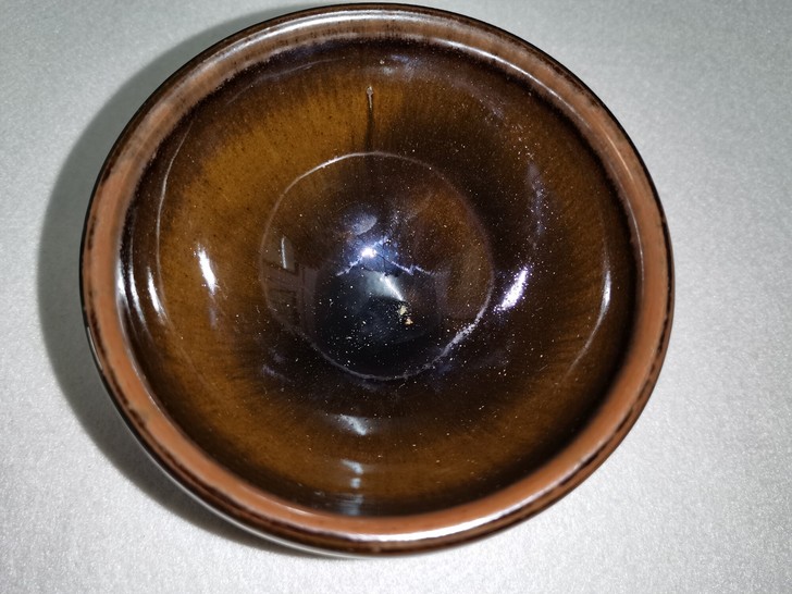 柴烧敛口酱釉建盏