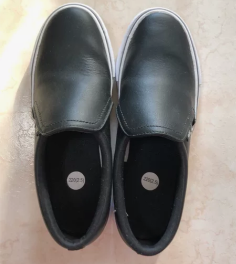 NIKE 皮休闲鞋 220(2.5)生完孩...