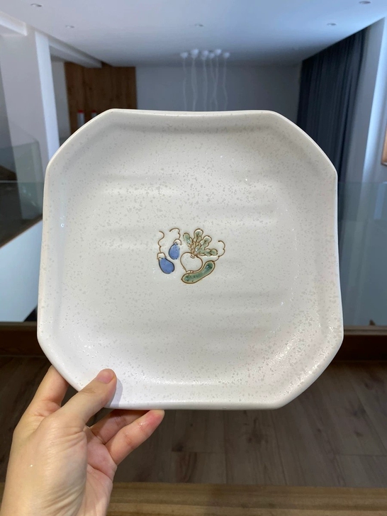 全新素色平安橘吉蔬菜图案萝卜茄子葫芦方盘。...