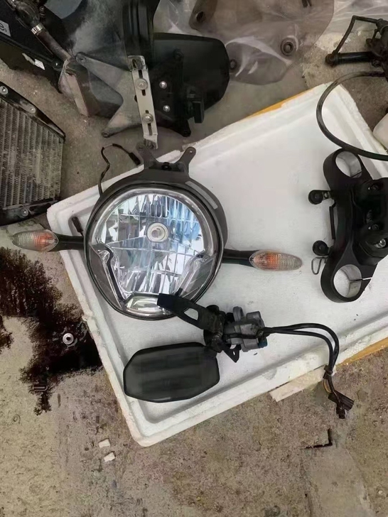 杜卡迪怪兽1200整车拆配件