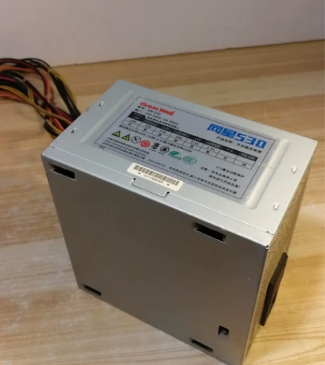 长城网星530 额定425W台式电源，原装...