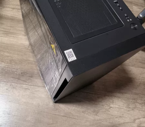 金河田matx机箱(型号不清楚)，长城电源...