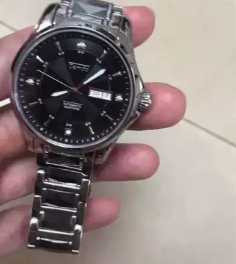 全自动机械手表 男士款 走时走的也很好 日...