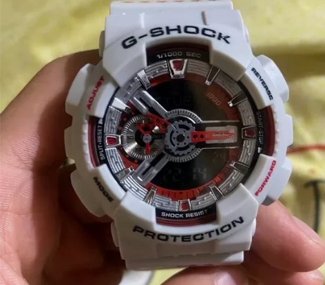 卡西欧低价出 原盒都在 也有发票 自己带过...