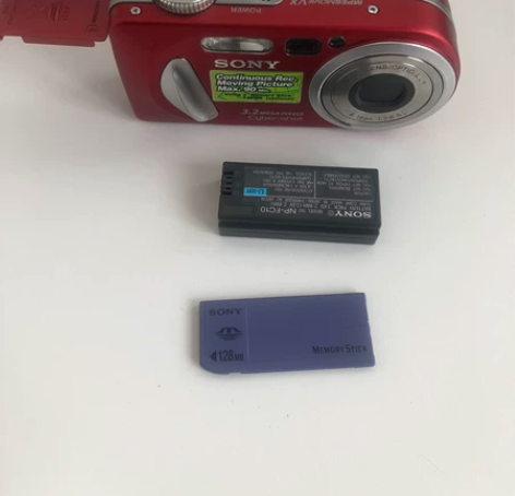 Sony/索尼 DSC-P8数码相机 外观...