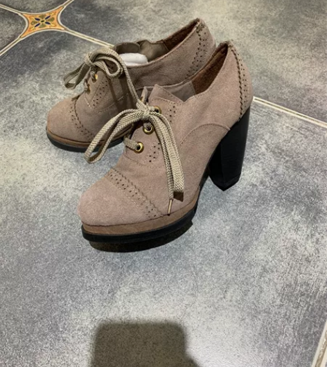 全新牛皮反毛防水台高跟鞋36码/37码 白...