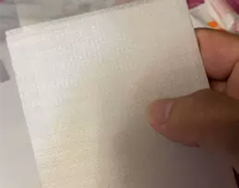 苹果14钢化膜3张，买错了型号不适合 感兴...