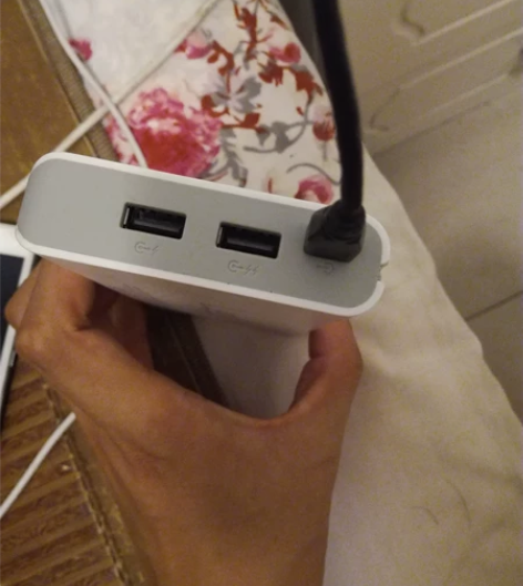 罗马仕充电宝20000毫安，正常使用没问题...