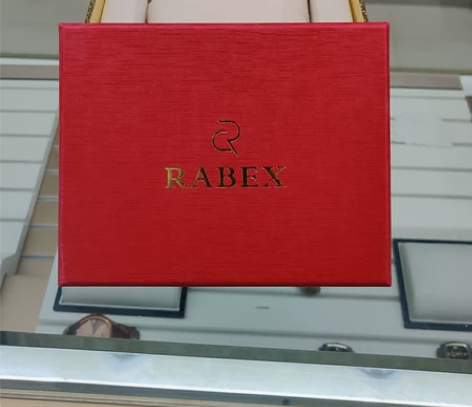 浪诗品牌，专柜撤店，全新处理手表盒子，一个...