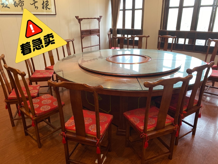 我是家具厂家。去年11月份杭州一家酒店定做...