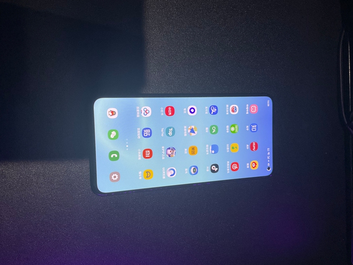 魅族17pro 8+128乌金。成色很好，...