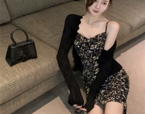 碎花吊带连衣裙女法式辣妹抽绳褶皱包臀短裙2...