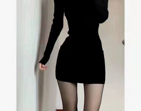 修身包臀裙露肩针织连衣裙,淘宝买的,穿过一...