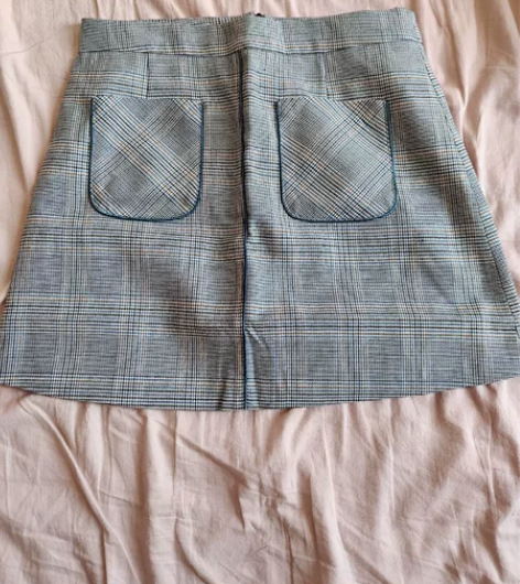 格子半身裙小短裙A字裙 这条裙子不知道啥时...