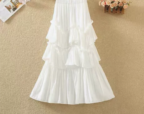 不规则半身蛋糕裙,9成新,穿过2次,不分尺...