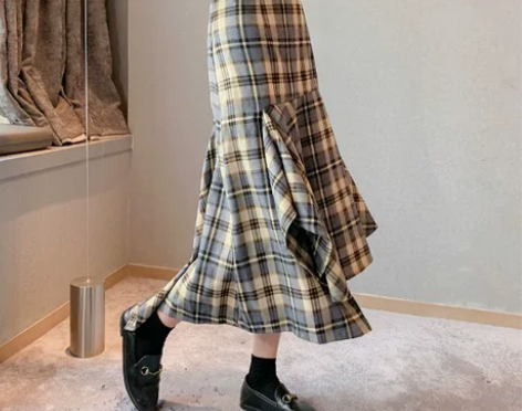 春秋新款设计感复古不规则鱼尾裙高腰开叉格子...