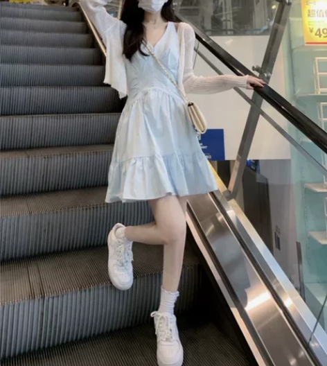 请衣柜出，常服 都是m码都是穿一次闲置或者...