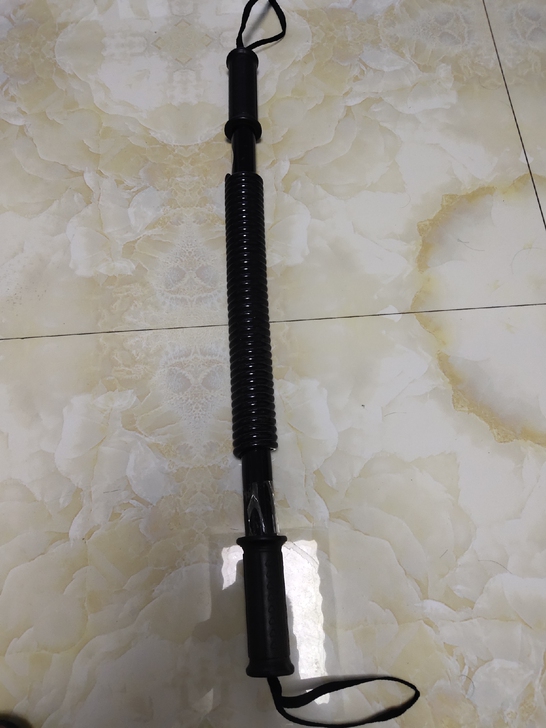 50㎏的臂力器，用过几次，质量过关，健身的...