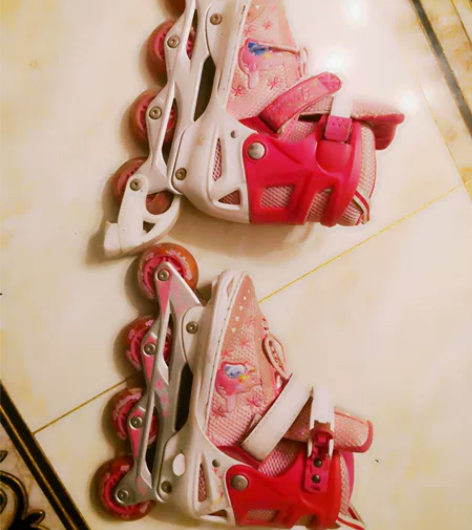 芭比公主溜冰鞋 DISNEY迪士尼米奇 公...