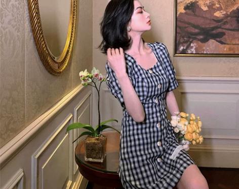 知了不是蝉复古港风格子连衣裙女夏2020新...