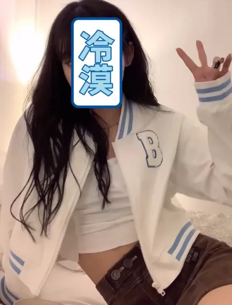 心动棒球校花 元气纯欲小甜心刺绣奶蓝棒球服...