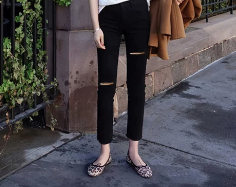 烂洞牛仔裤女直筒夏季薄款黑色宽松高腰破洞乞...