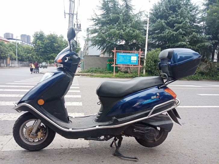 豪爵，手续齐全，踏板车，状态好
