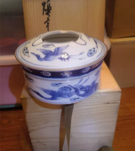 日本回流河本砾亭青花釉里红烟灰缸，烟皿，也...