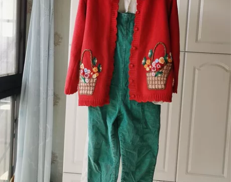 长沙本土品牌，朝花夕拾 外套199，背带裤...