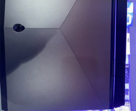 戴尔外星人17.3寸，玩游戏做平面设计 无...