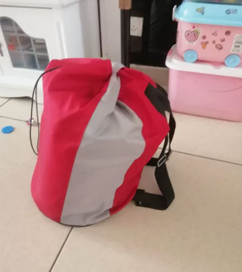 跆拳道护具,儿子没怎么穿就不练了,有需要的...