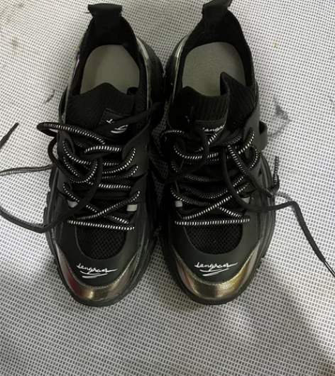 运动鞋女士全新36码 感兴趣的话点“我想要...