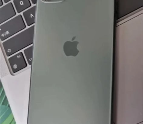 iPhone11proMax 几乎全新 ，...