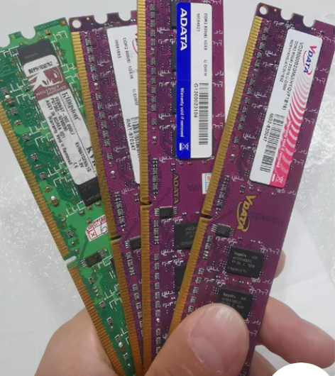 ddr2 800内存,4根。自用闲置打包带...