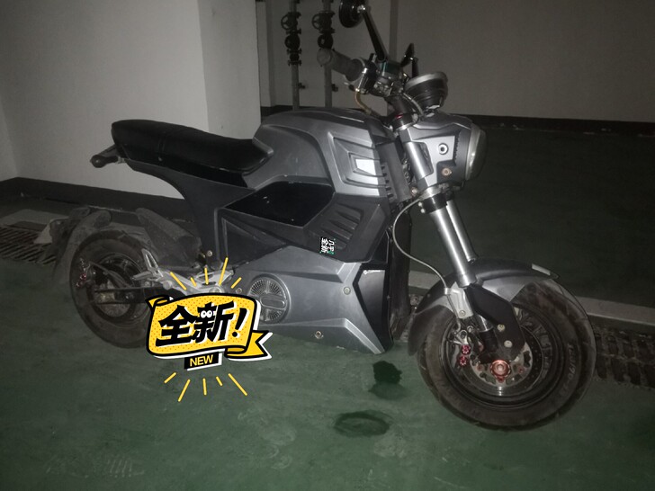 电动车72v，满电50km，帅气
