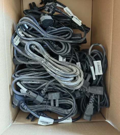 闲置电源线 一共33根 10元/根，不包邮...