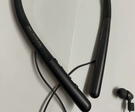 SONY WI-H700耳机 95新 感兴...