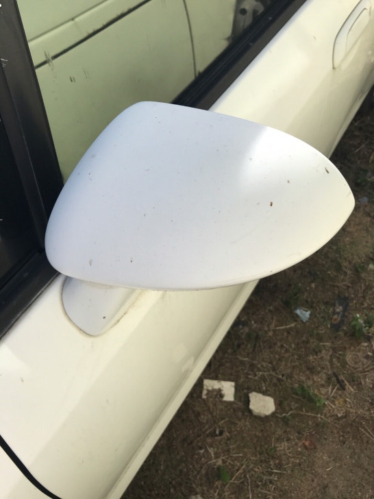 本田飞度后视镜