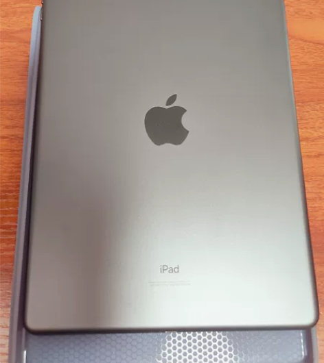 苹果ipad 2020款 第八代，2021...