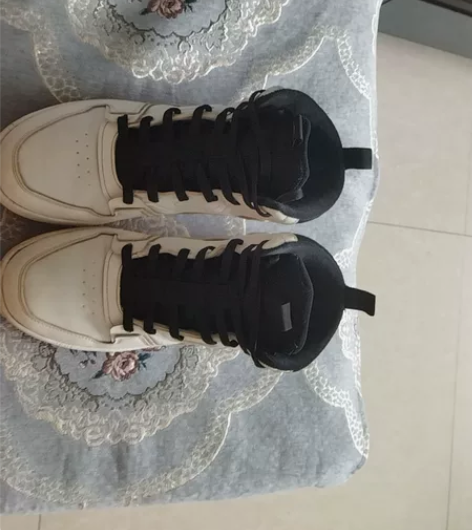 乔丹的棉鞋   43码    去年买的  ...