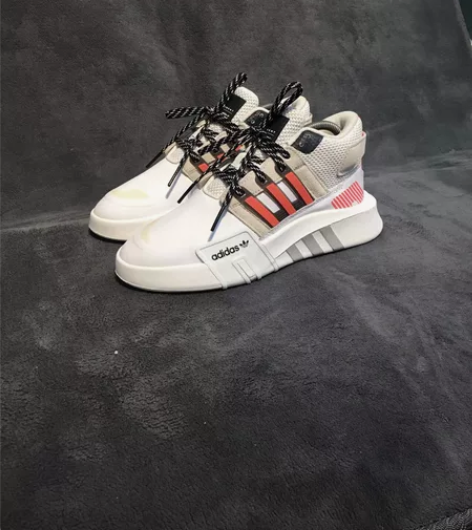 Adidas 休闲运动鞋男鞋正品38.5码...