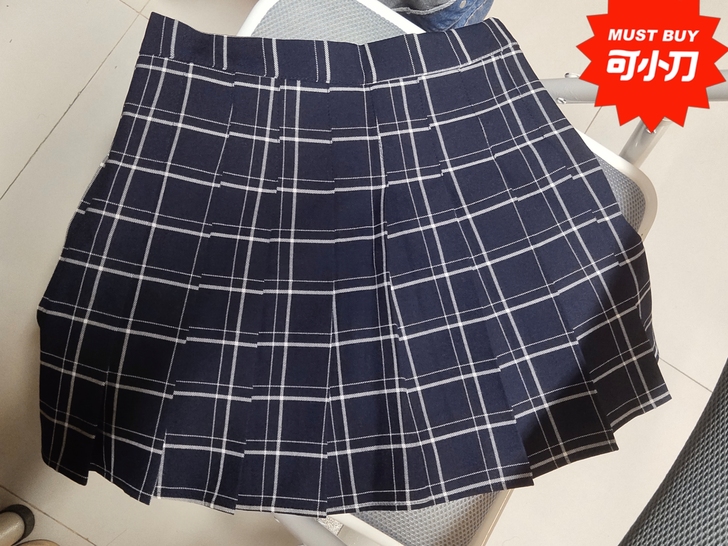 百褶裙 藏青色 颜色样式如图 腰围M 大概...