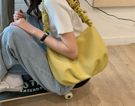 果柠莞尔 女士包 感兴趣的话点“我想要”和...