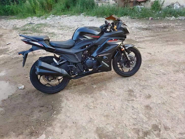 2999