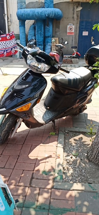 铃木QT150S  变色龙， 走过路过千万...