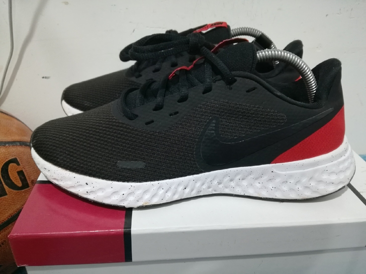 nike耐克休闲运动鞋鞋42.5码正品BQ...